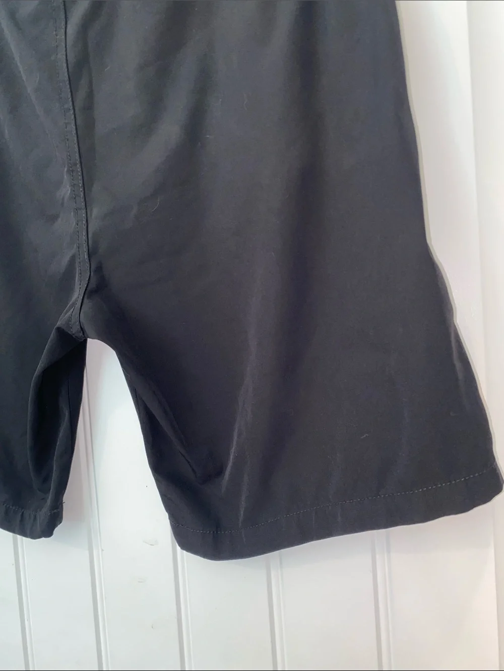 Denali Men's Black Flat-Front Shorts size Waist 32